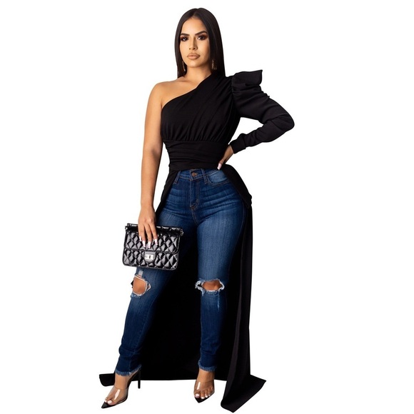 Ivin Ivin Tops - IVIN IVIN Sexy Irregular One Shoulder Long Sleeve Black Solid Top Size L